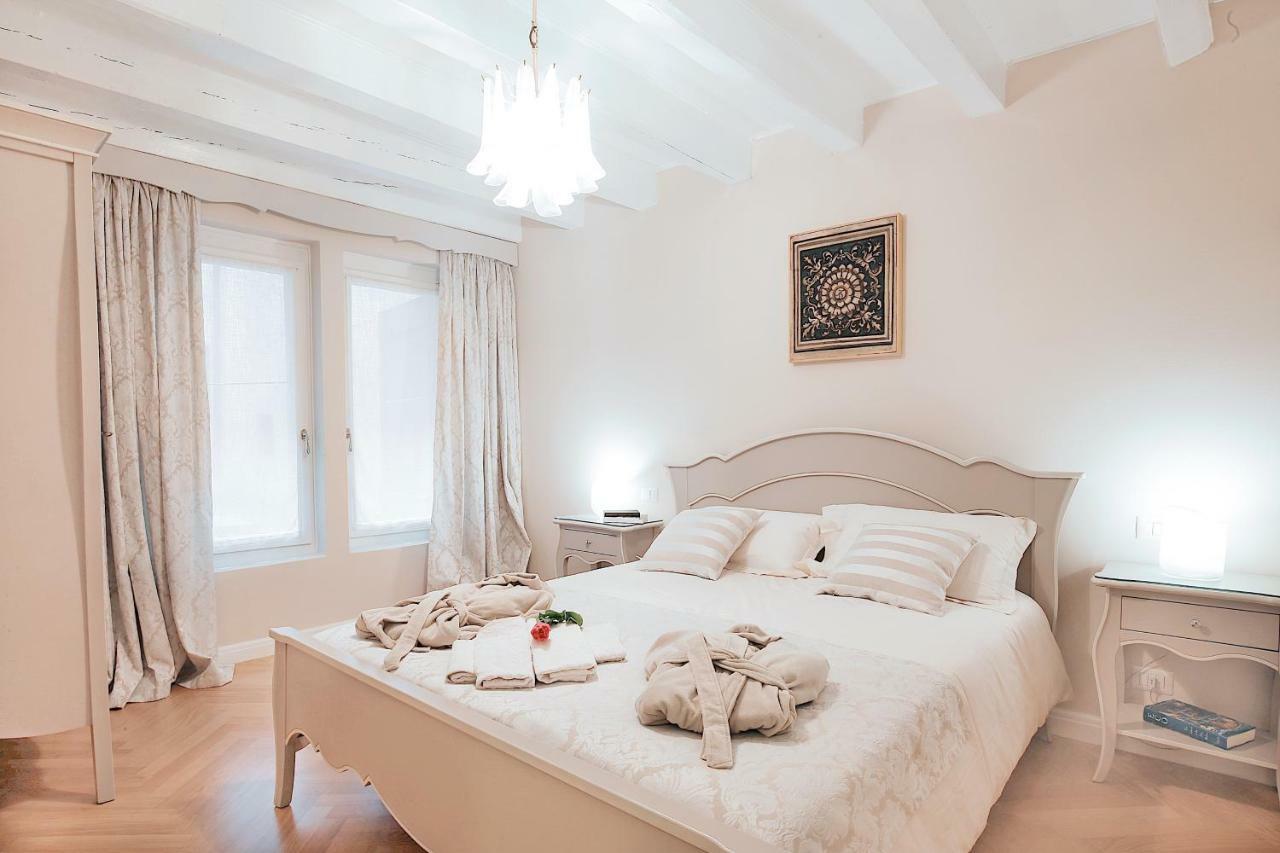 Boutique Apartments Verona Luaran gambar