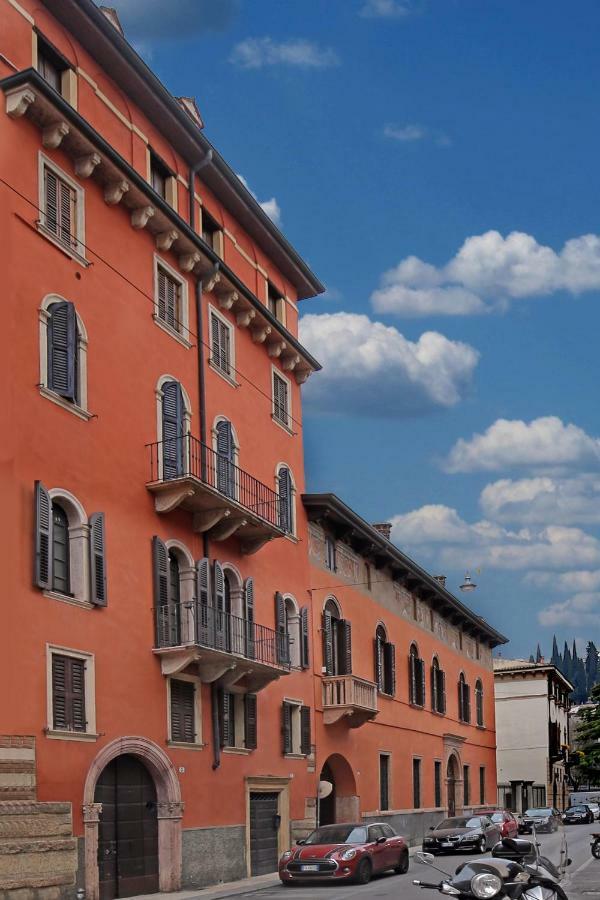 Boutique Apartments Verona Luaran gambar